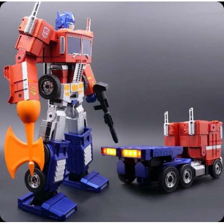 Transformers Optimus Prime Flagship Robosen Figure